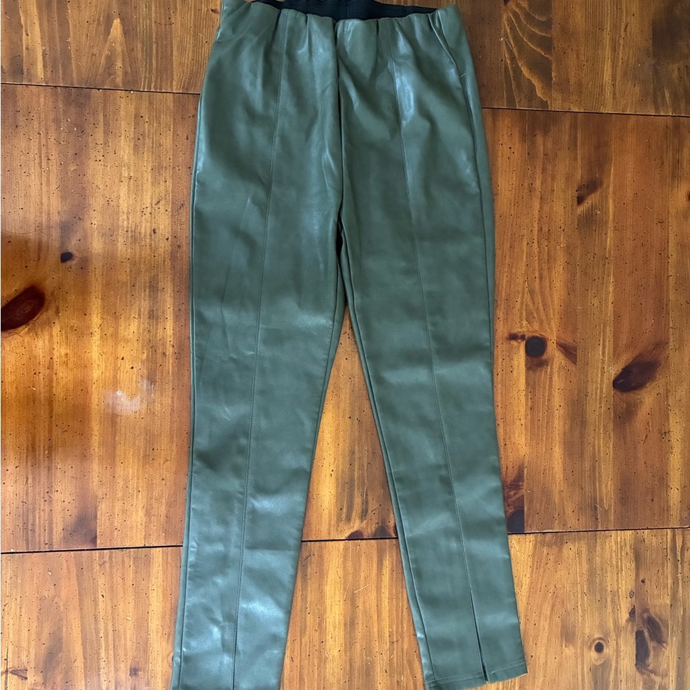 Dolce Cabo Green Pants
